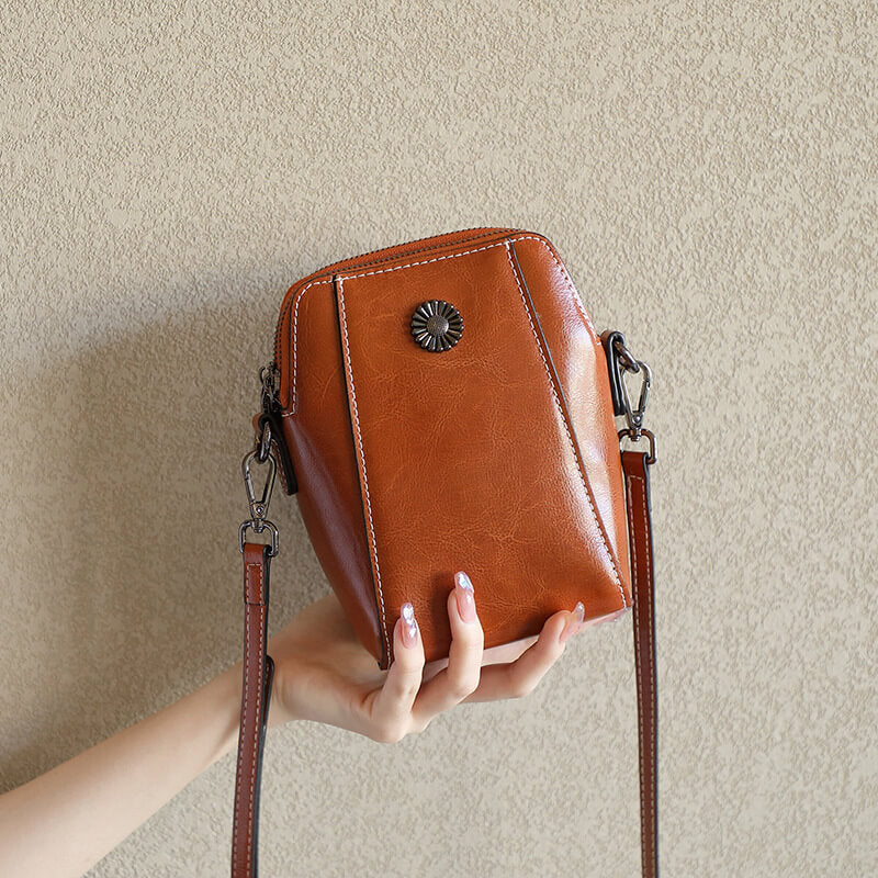 Daphne Leather Crossbody Bag